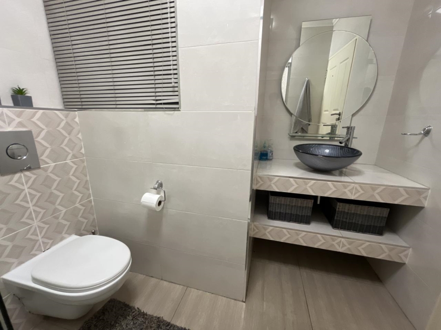 To Let 3 Bedroom Property for Rent in Vaalpark Free State